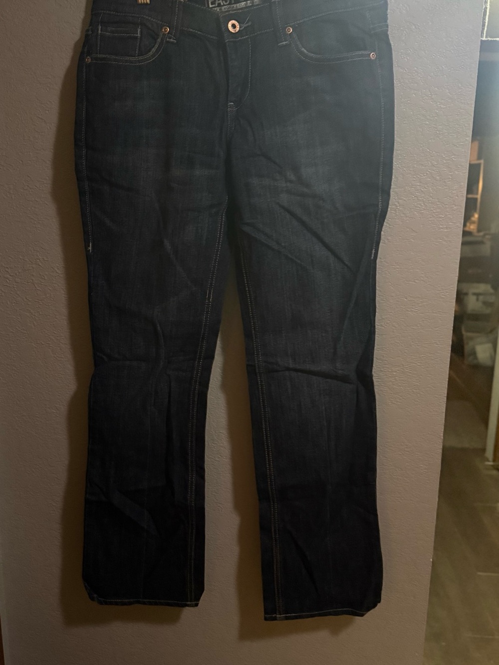 New York & Company Dark wash Straight Jeans women’s 10P